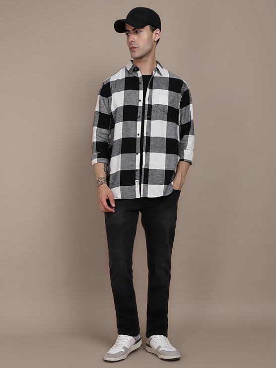 Dennis Lingo White & Black Cotton Slim Fit Checks Shirt