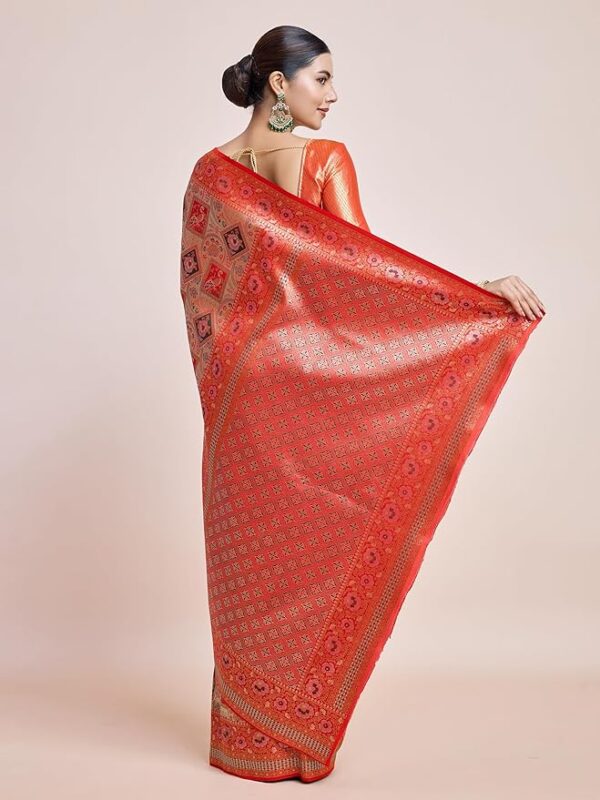 Monjolika Fashion Gold and Silver Zari Woven Work Silk Saree