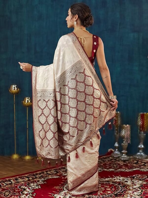 Satrani Women's Silk Weaving Saree with Unstitched Blouse Piece