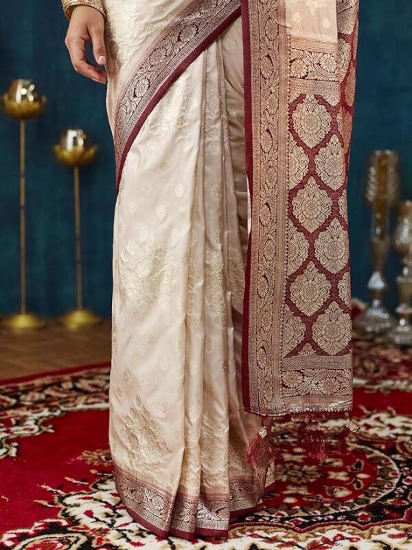 Satrani Women's Silk Weaving Saree with Unstitched Blouse Piece