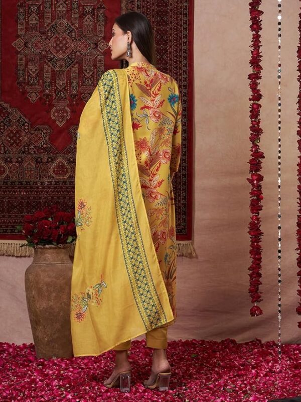 GoSriKi Pubani Floral Printed Mandarin Collar Straight Kurta Trousers Dupatta
